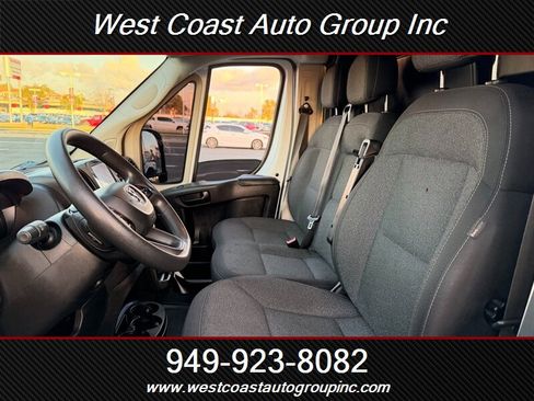Used 2022 RAM ProMaster 2500 w/ Convenience Group image 9
