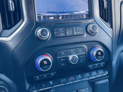 Used 2022 GMC Sierra 2500 AT4 w/ Gooseneck/5TH Wheel Package image 14