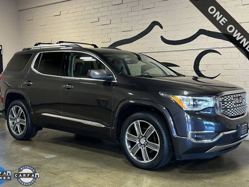 Used 2017 GMC Acadia Denali w/ Technology Package image 1