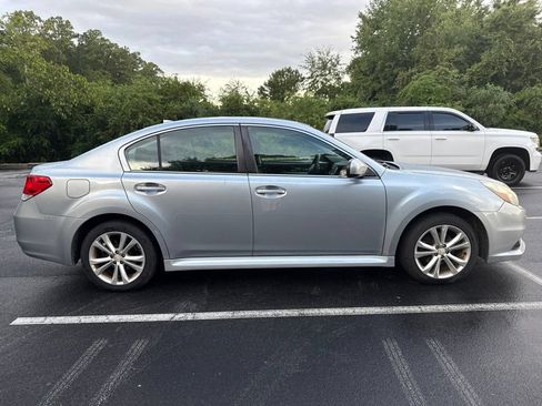 Used 2014 Subaru Legacy 2.5i Premium AWD/4WD image 6