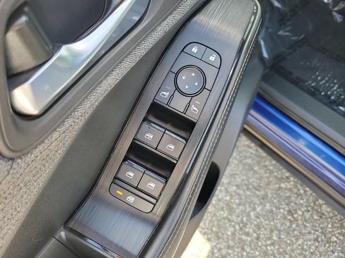Used 2023 Nissan Rogue SV FWD image 13