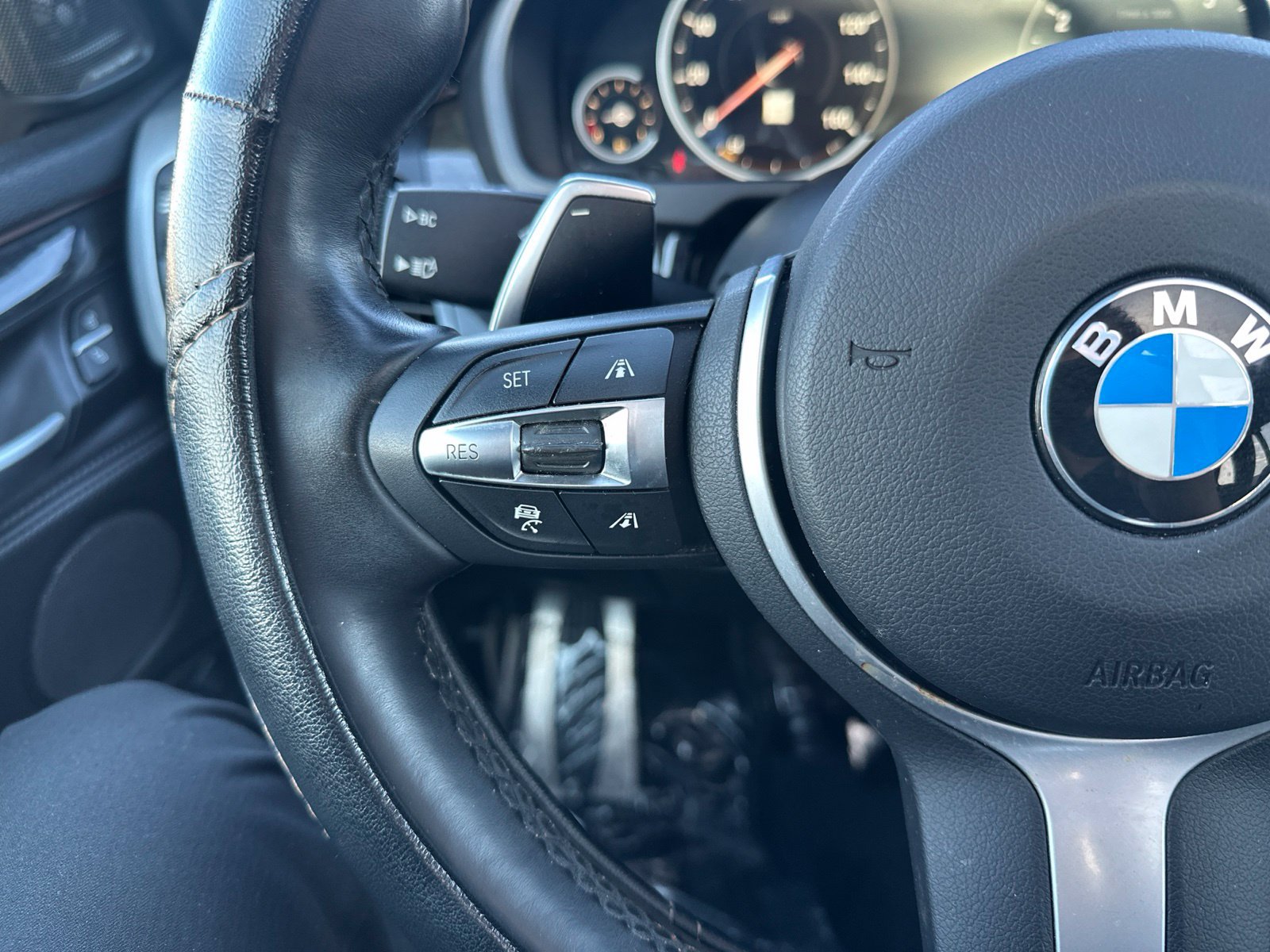 Used 2018 BMW X5 xDrive50i AWD/4WD image 19