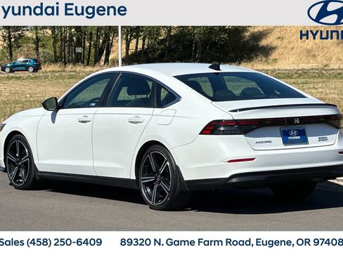 Used 2023 Honda Accord Sport image 6