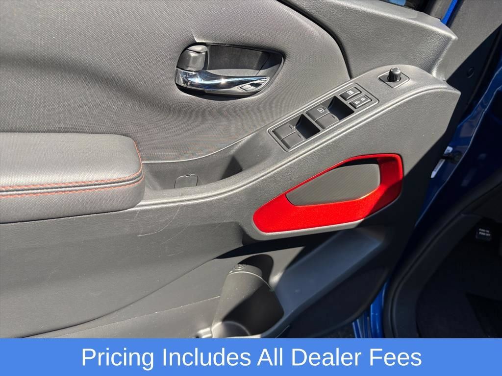 Certified 2024 Nissan Frontier PRO-4X w/ Technology Package AWD/4WD image 24