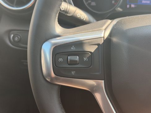 Used 2020 Chevrolet Blazer LT FWD image 19