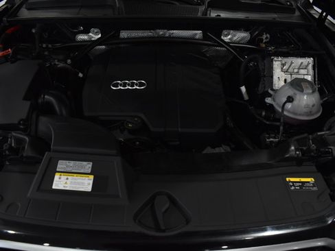 Used 2022 Audi Q5 2.0T Premium AWD/4WD image 35