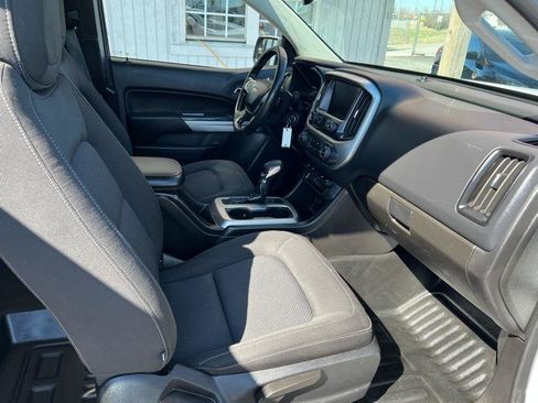 Used 2022 Chevrolet Colorado LT w/ Fleet Safety Package image 5