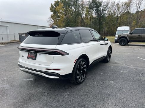 New 2026 Lincoln Nautilus Reserve w/ Jet Appearance Package image 6