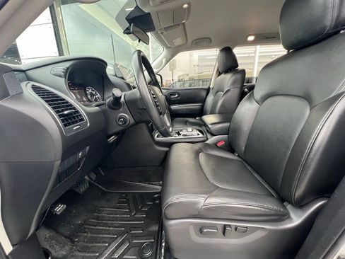 Used 2021 Nissan Armada SV image 15