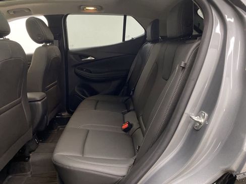 Used 2024 Buick Encore GX Sport Touring w/ Experience Buick Package image 17