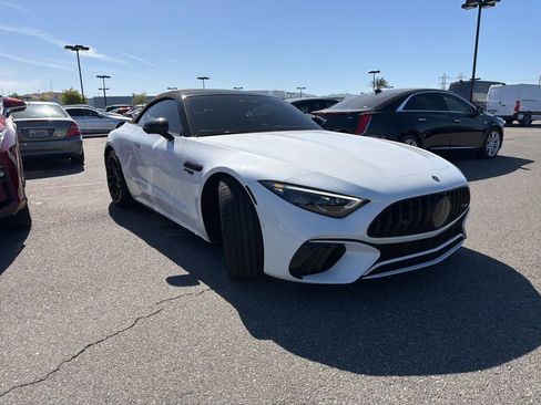 Used 2022 Mercedes-Benz SL 55 AMG 4MATIC image 3