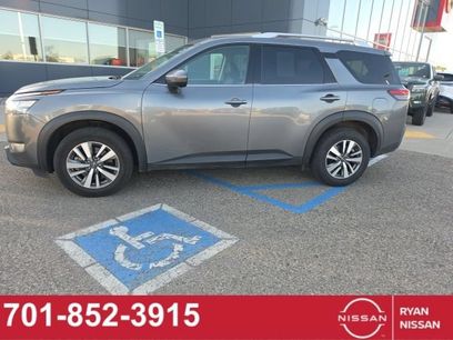 Certified 2025 Nissan Pathfinder SL