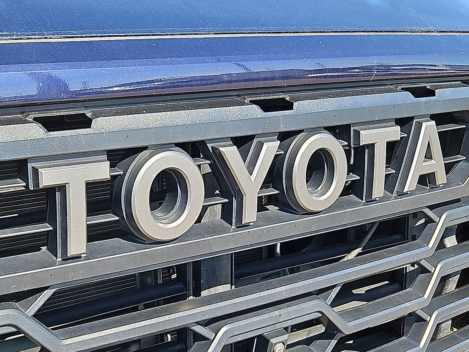 Used 2023 Toyota Tundra Limited AWD/4WD image 4