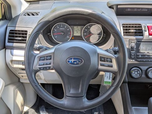 Used 2014 Subaru Crosstrek 2.0i Premium AWD/4WD image 8