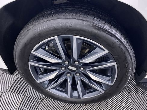 Certified 2022 Cadillac Escalade Sport w/ Touring Package image 17