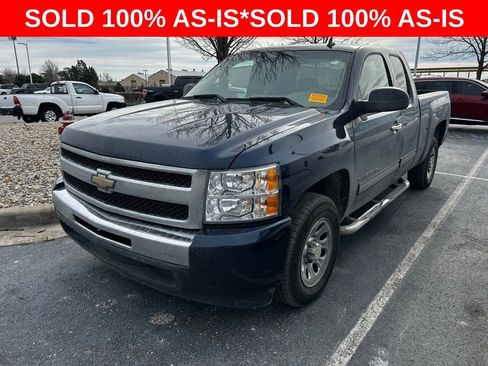Used 2011 Chevrolet Silverado 1500 LS image 2