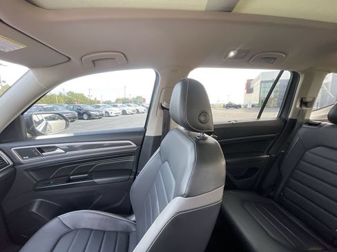 Used 2021 Volkswagen Atlas SEL Premium AWD/4WD image 11