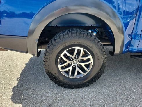Certified 2017 Ford F150 Raptor w/ Equipment Group 802A Luxury AWD/4WD image 11