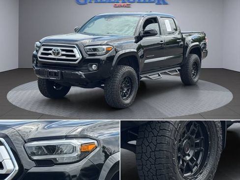 Used 2023 Toyota Tacoma Limited AWD/4WD image 11