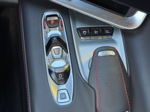 Used 2024 Chevrolet Corvette Z06 RWD image 17
