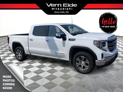 Used 2026 GMC Sierra 1500 SLT AWD/4WD image 1