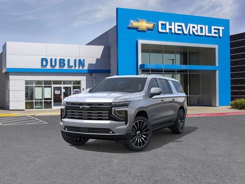 New 2026 Chevrolet Suburban High Country AWD/4WD image 9
