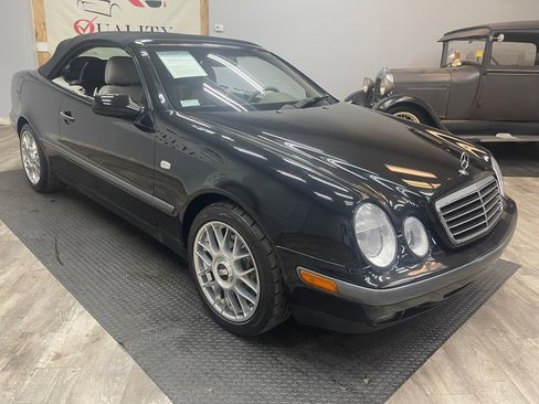 Used 1999 Mercedes-Benz CLK 320 Cabriolet image 13