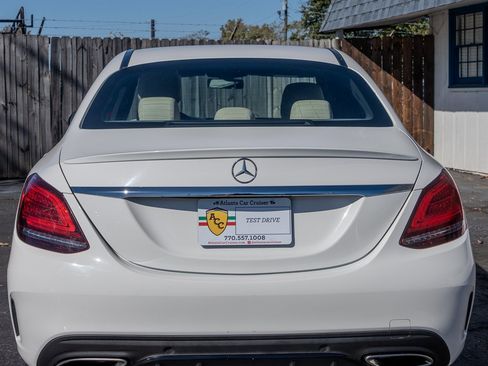 Used 2019 Mercedes-Benz C 300 Sedan image 4