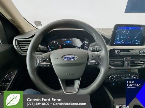 Used 2020 Ford Escape SE image 14