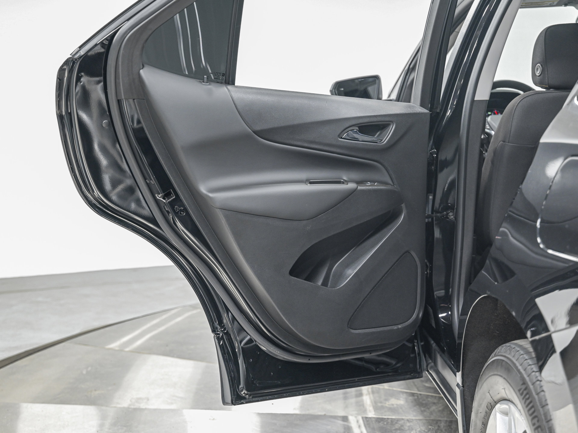 Used 2022 Chevrolet Equinox LT AWD/4WD image 26