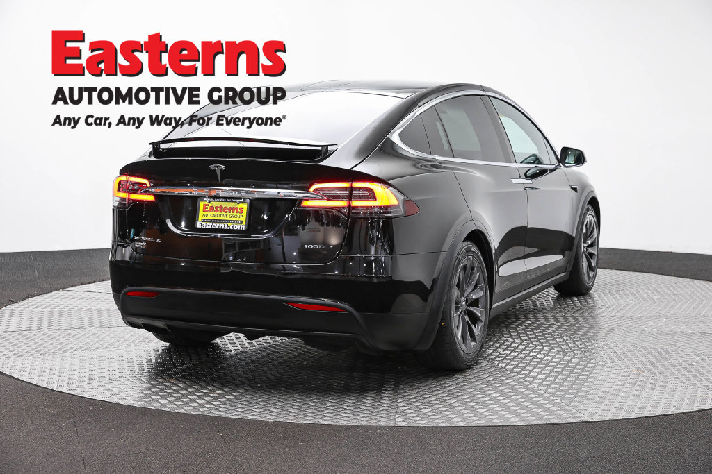 Used 2018 Tesla Model X 100D AWD/4WD image 6