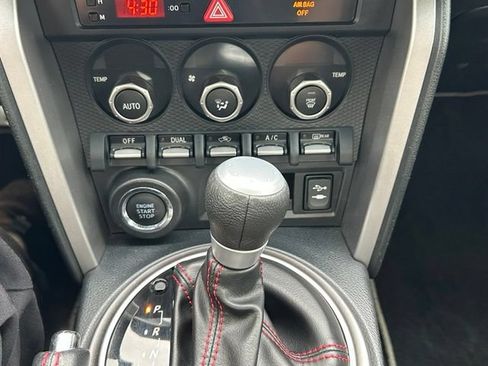 Used 2015 Subaru BRZ Limited RWD image 16