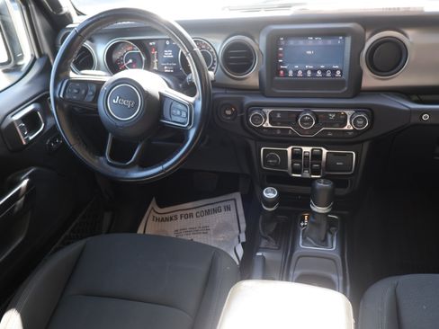Used 2021 Jeep Wrangler Unlimited Sport AWD/4WD image 12