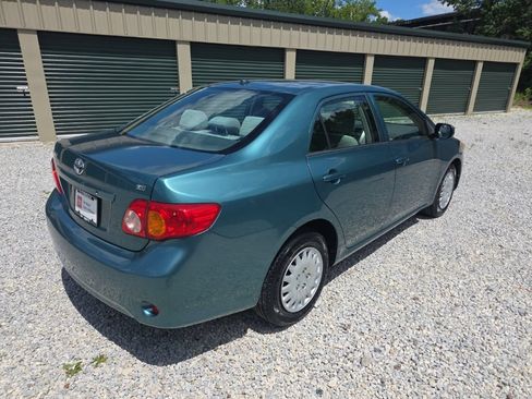 Used 2009 Toyota Corolla LE FWD image 6