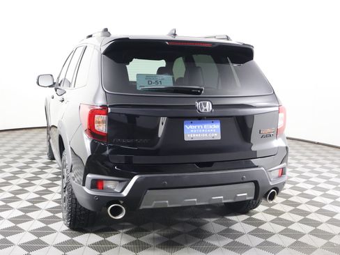 Certified 2022 Honda Passport TrailSport image 7
