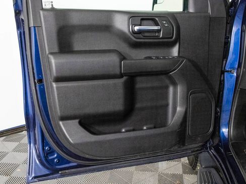 Certified 2022 Chevrolet Silverado 1500 Custom image 33