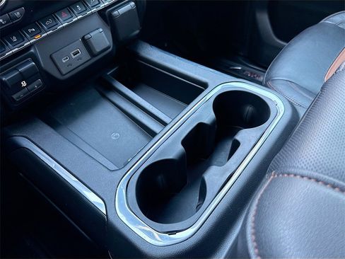 Used 2021 GMC Sierra 3500 AT4 w/ AT4 Premium Plus Package image 22