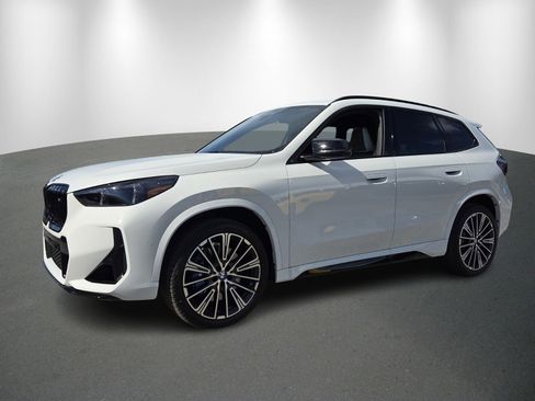 New 2026 BMW X1 M35i w/ Technology Package image 3
