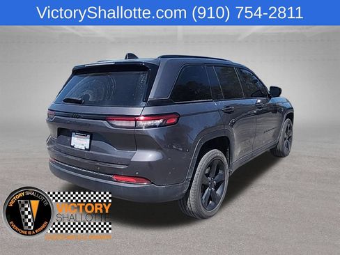 Certified 2023 Jeep Grand Cherokee Altitude AWD/4WD image 25
