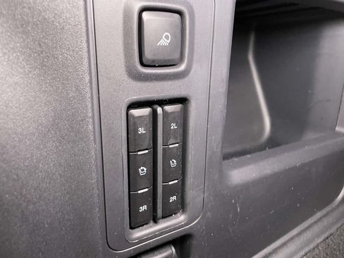 Used 2026 BMW X5 xDrive40i w/ M Sport Package AWD/4WD image 61