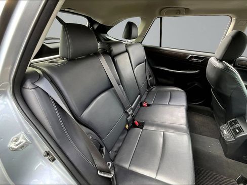 Used 2018 Subaru Outback 2.5i Limited AWD/4WD image 22