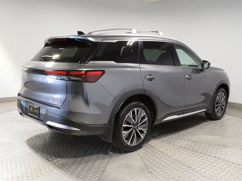 Certified 2026 INFINITI QX60 Luxe w/ Family Package AWD/4WD image 12
