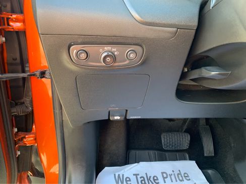 Used 2022 Buick Encore GX Select w/ Experience Buick Package image 14