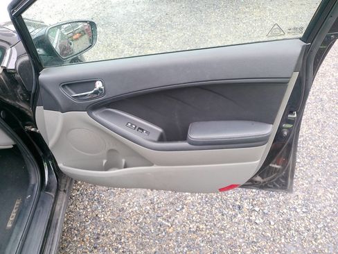 Used 2014 Kia Forte EX FWD image 32
