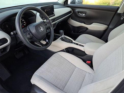 Used 2024 Honda HR-V LX image 13