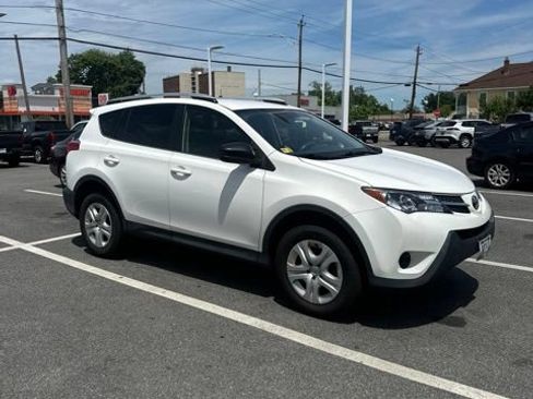 Used 2015 Toyota RAV4 LE AWD/4WD image 3