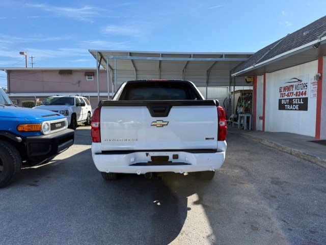 Used 2008 Chevrolet Avalanche LT w/ LT Preferred Equipment Group AWD/4WD image 5