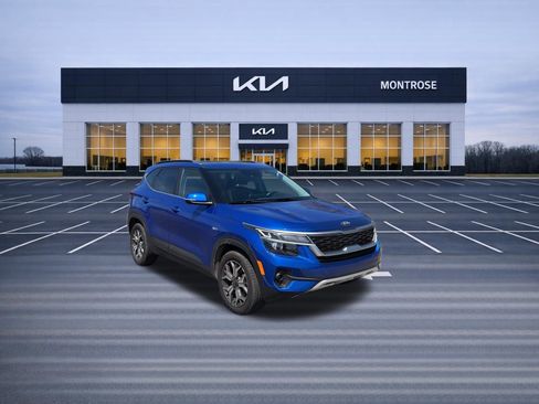 Used 2021 Kia Seltos EX AWD/4WD image 3