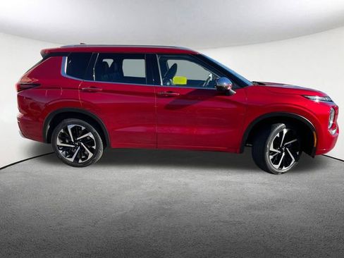 Used 2022 Mitsubishi Outlander SEL image 17