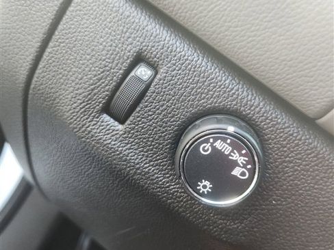 Used 2015 Chevrolet Colorado W/T w/ WT Convenience Package image 17